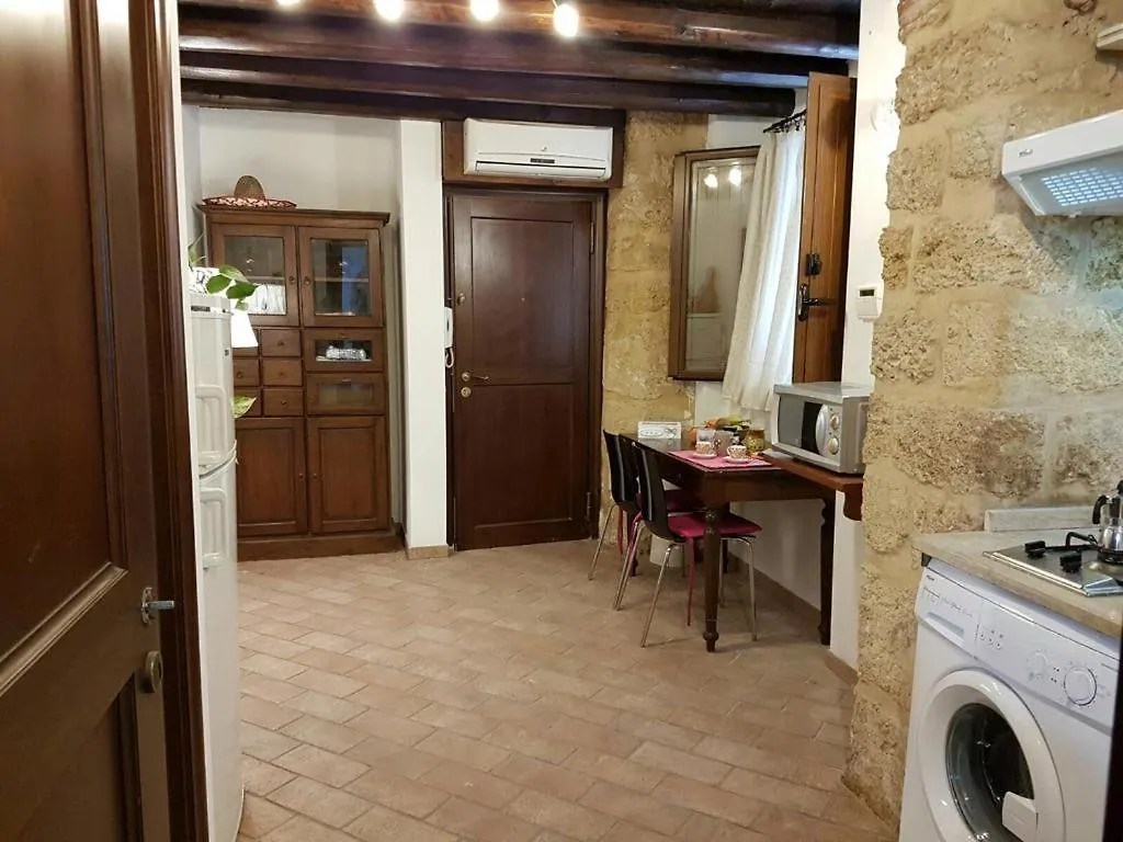 Le Case Del Vernagallo Apartment Palermo